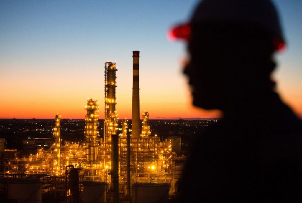 V&TGazoil refinery facility